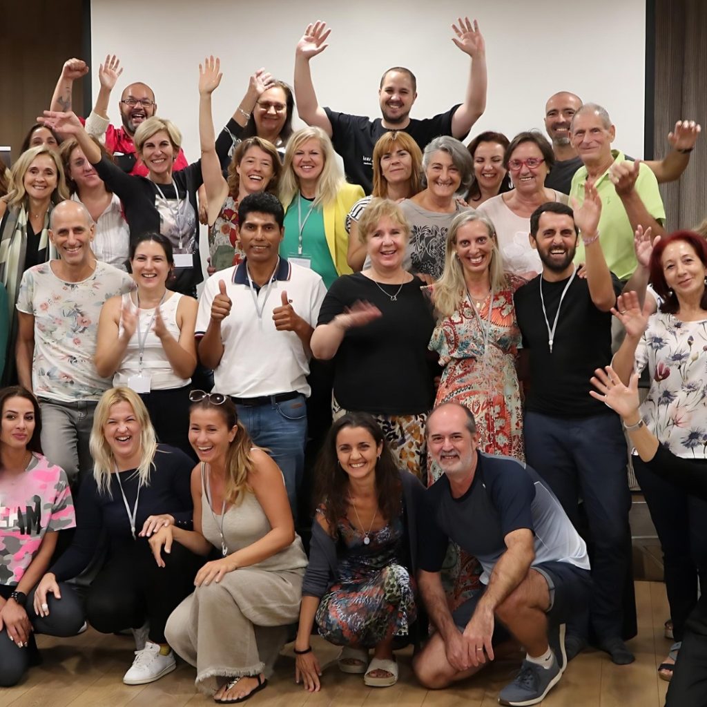 Foto final del programa de formación presencial en 2021 organizada por Aldea de Luz